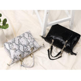 <bold>Tote  / Shoulder Bag <br>Genuine-Leather Handbag  - strapsandbrass.com