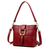 <bold>Tote  / Shoulder Bag <br>Genuine-Leather Handbag  - strapsandbrass.com