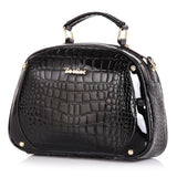 <bold>Messenger  / Crossbody Bag  <br>Vegan-Leather Handbag Black - strapsandbrass.com