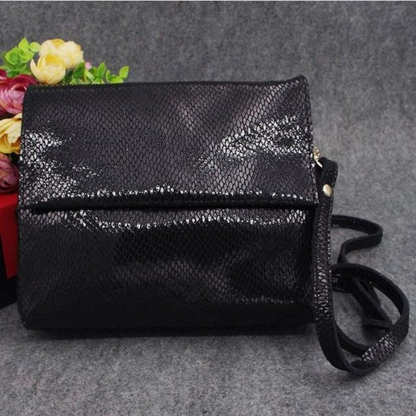 <bold>Crossbody  / Shoulder Bag <br>Genuine-Leather Handbag Black - strapsandbrass.com