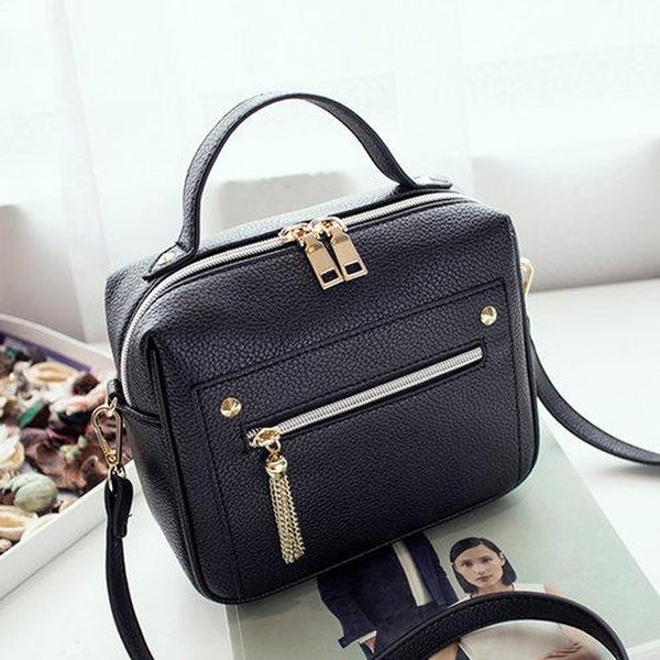 <bold>Messenger / Crossbody Bag  <br>Vegan-Leather Handbag Black - strapsandbrass.com